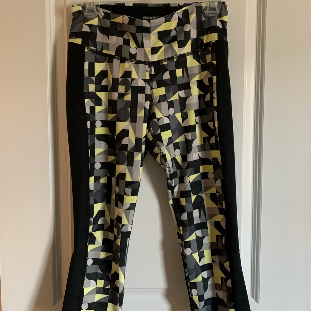 3 for $20 || Brooks Capri Leggings